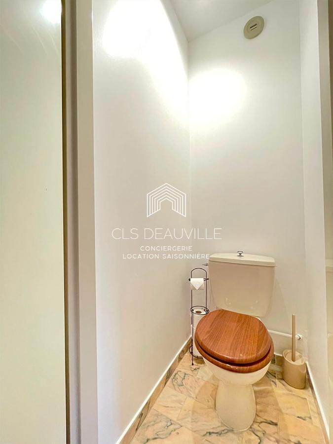 Studio 1 Gainsbourg C.L.S Deauville Exterior photo